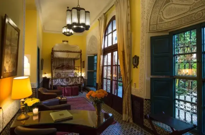 LA SULTANE Suite with Moroccan decor Marrakech