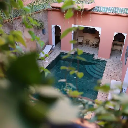Riad Lamrani Palace with swimming pool